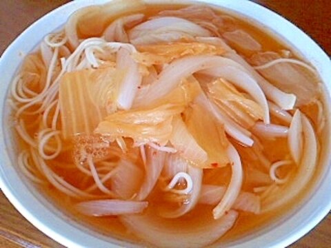 キムチのあったかスープそうめん